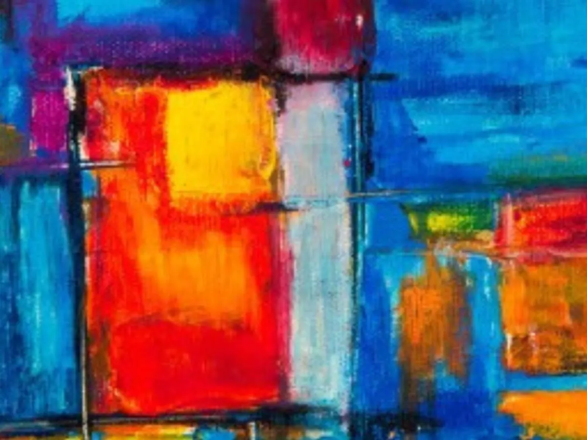 Peinture abstraite composée de grands blocs rectangulaires aux couleurs vives (bleu, rouge, orange, jaune et blanc) séparés par de fines lignes noires.